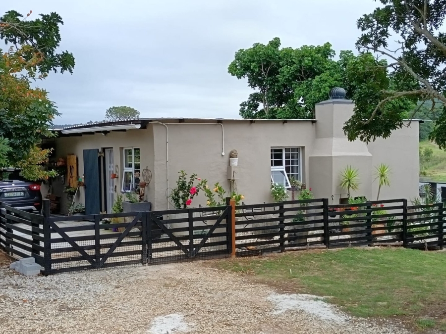 Commercial Property for Sale in Colleen Glen Eastern Cape